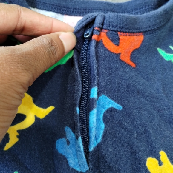 Old Navy 5T Colorful T-Rex ๐ฆ Fun Dinosaur Pattern footless pajamas - Picture 5 of 12